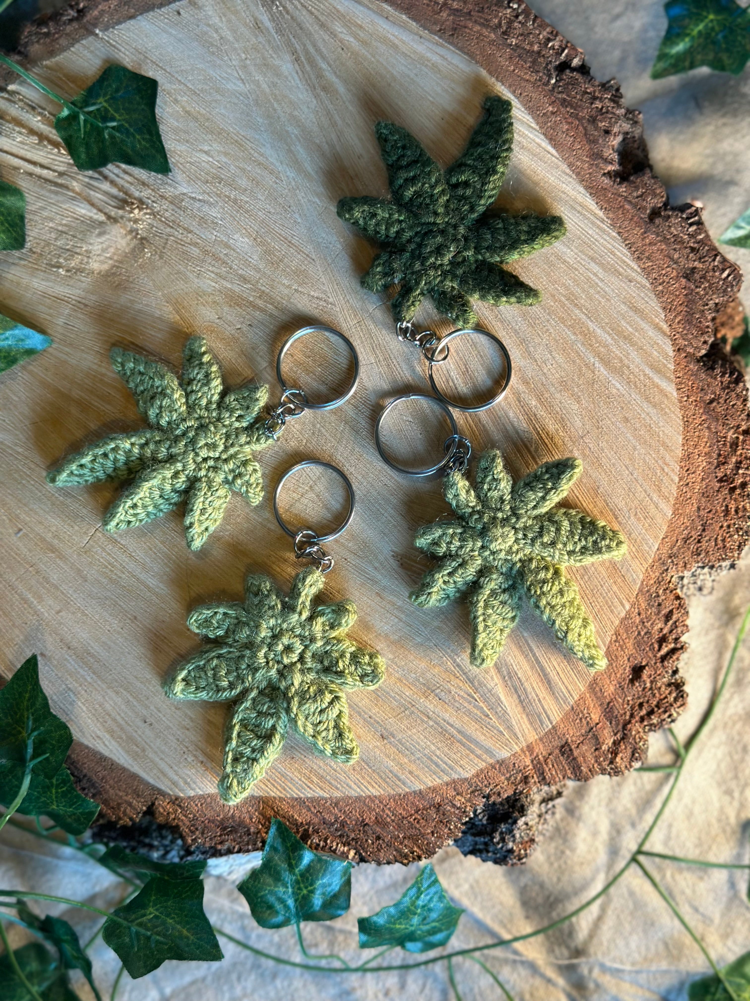 420 Canna Leaf Keyrings