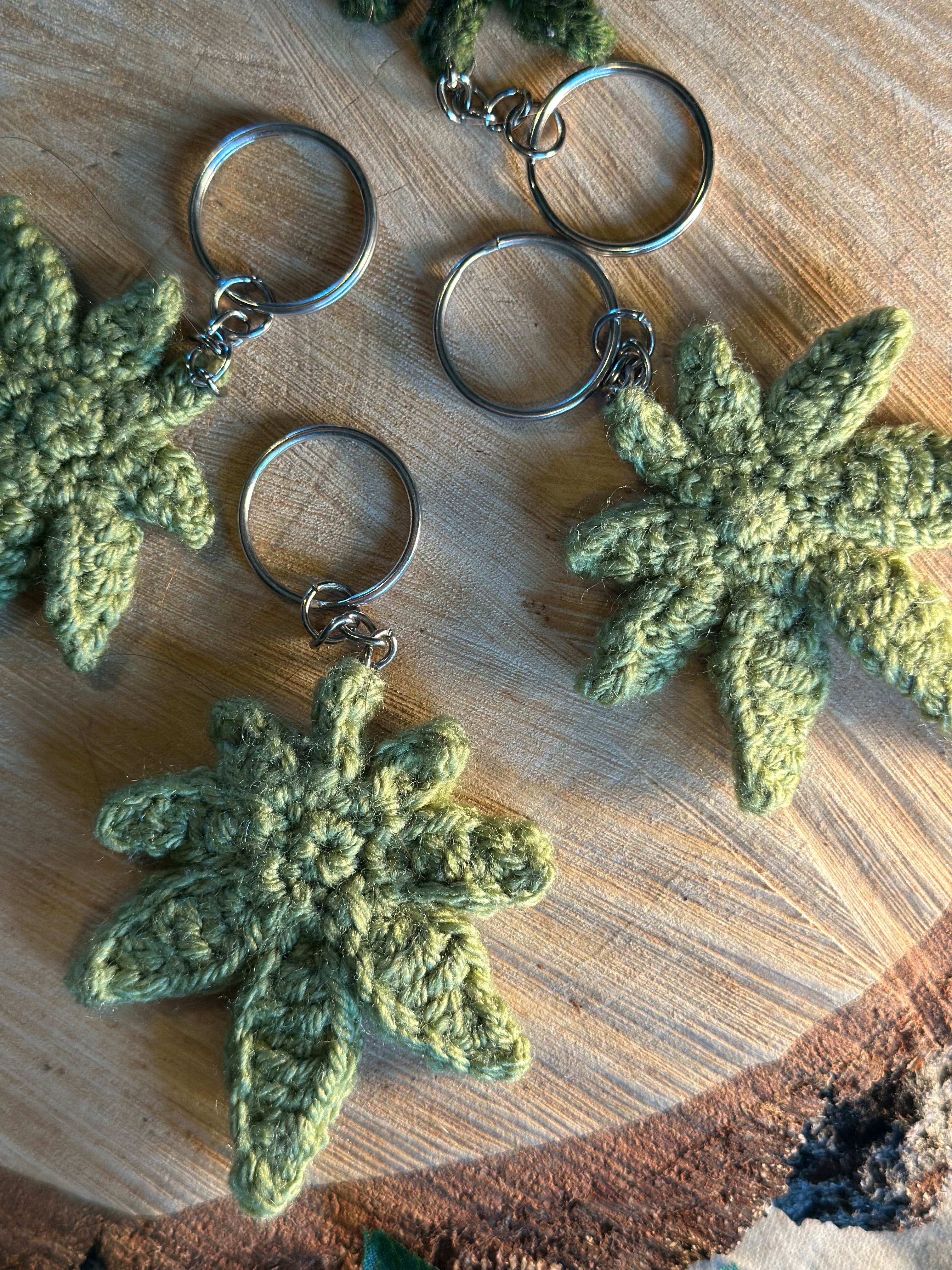 420 Canna Leaf Keyrings