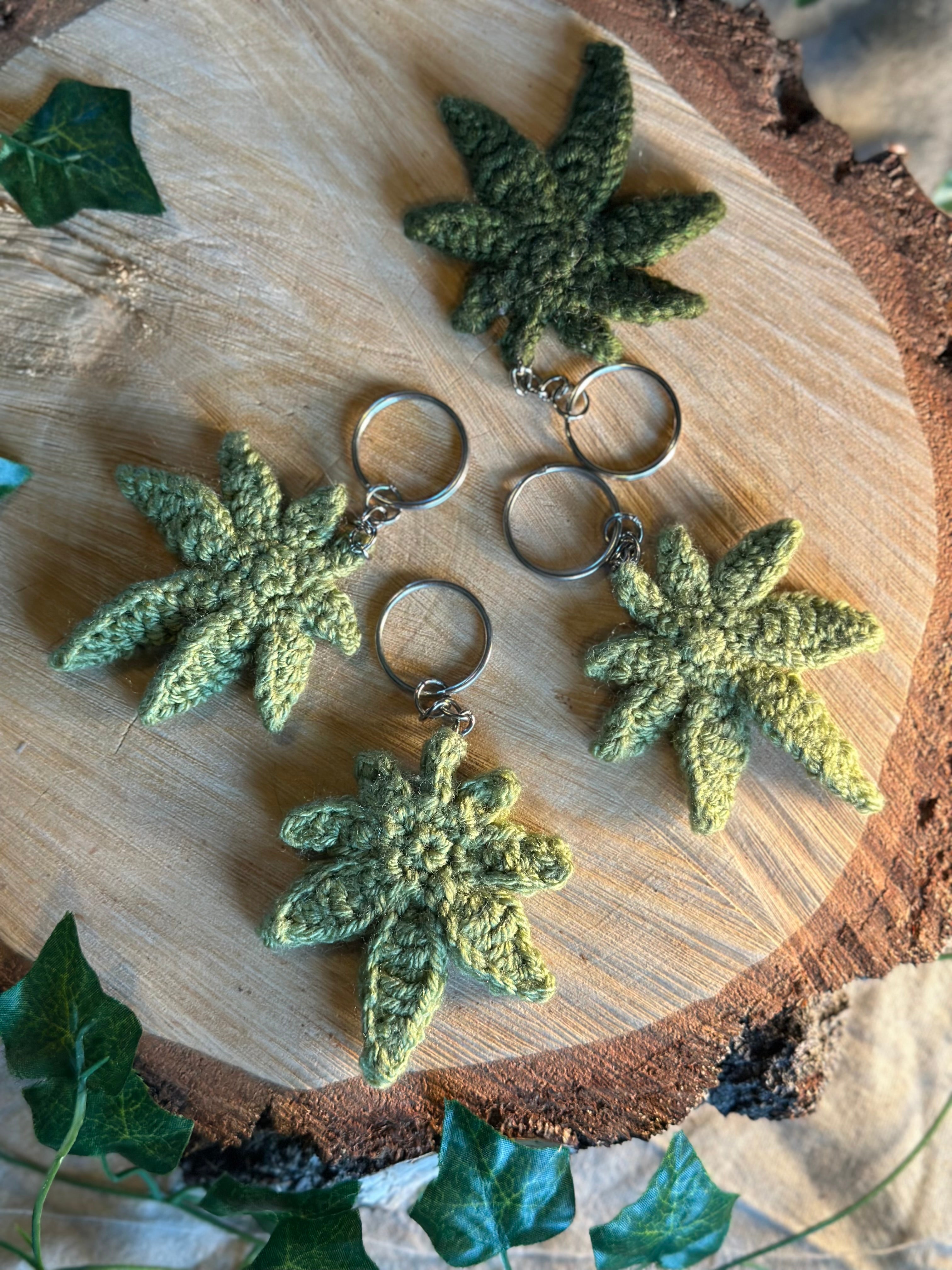 420 Canna Leaf Keyrings