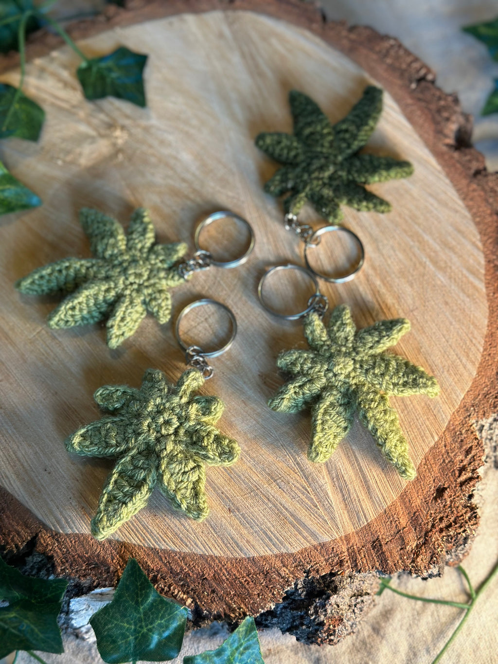 420 Canna Leaf Keyrings